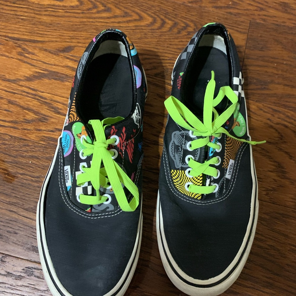 Sneakers